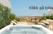 LaFinca-Sotogrande-optional-jacuzi